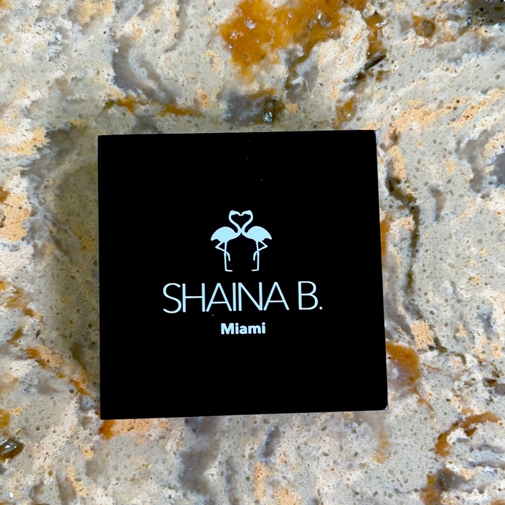 Shaina B. Eyeshadow